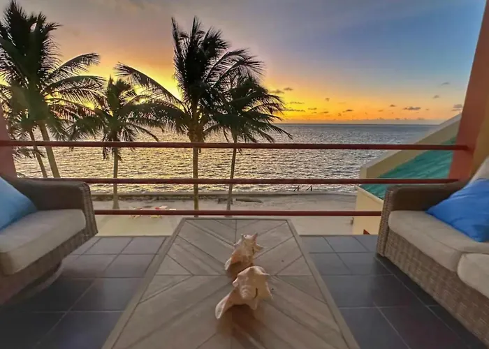 Belize Beachfront Aparthotel