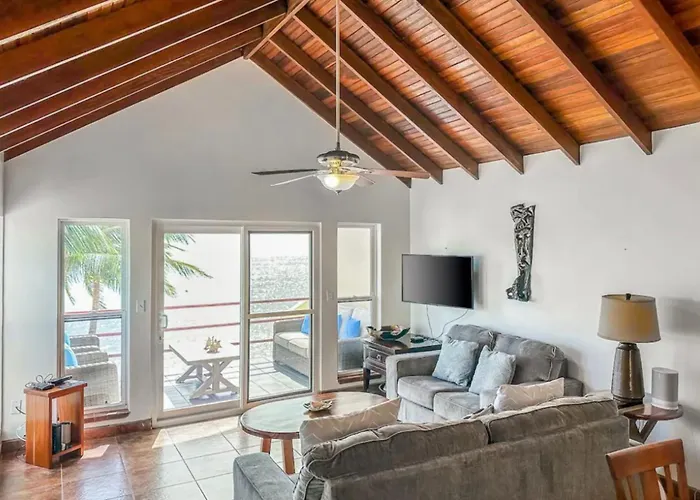 Belize Beachfront San Pedro (Ambergris Caye)